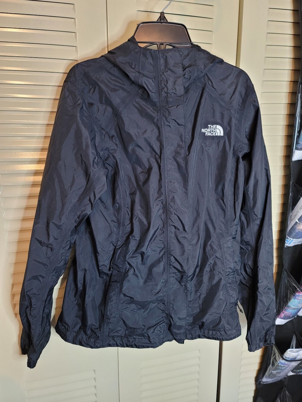 The North Face Women’s Black Waterproof Dryvent Jacket with Venting